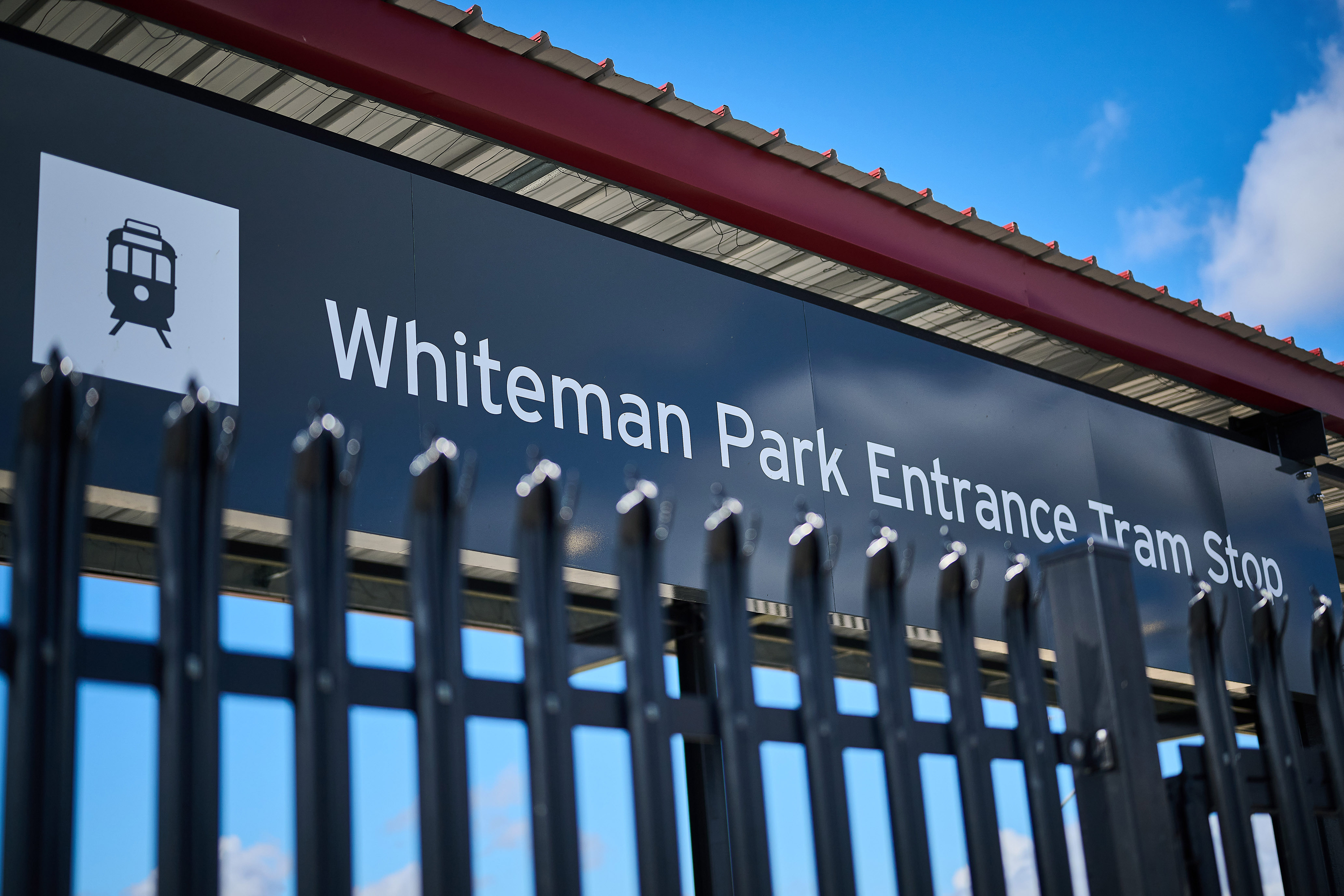 134 WP Transperth station Tram stop