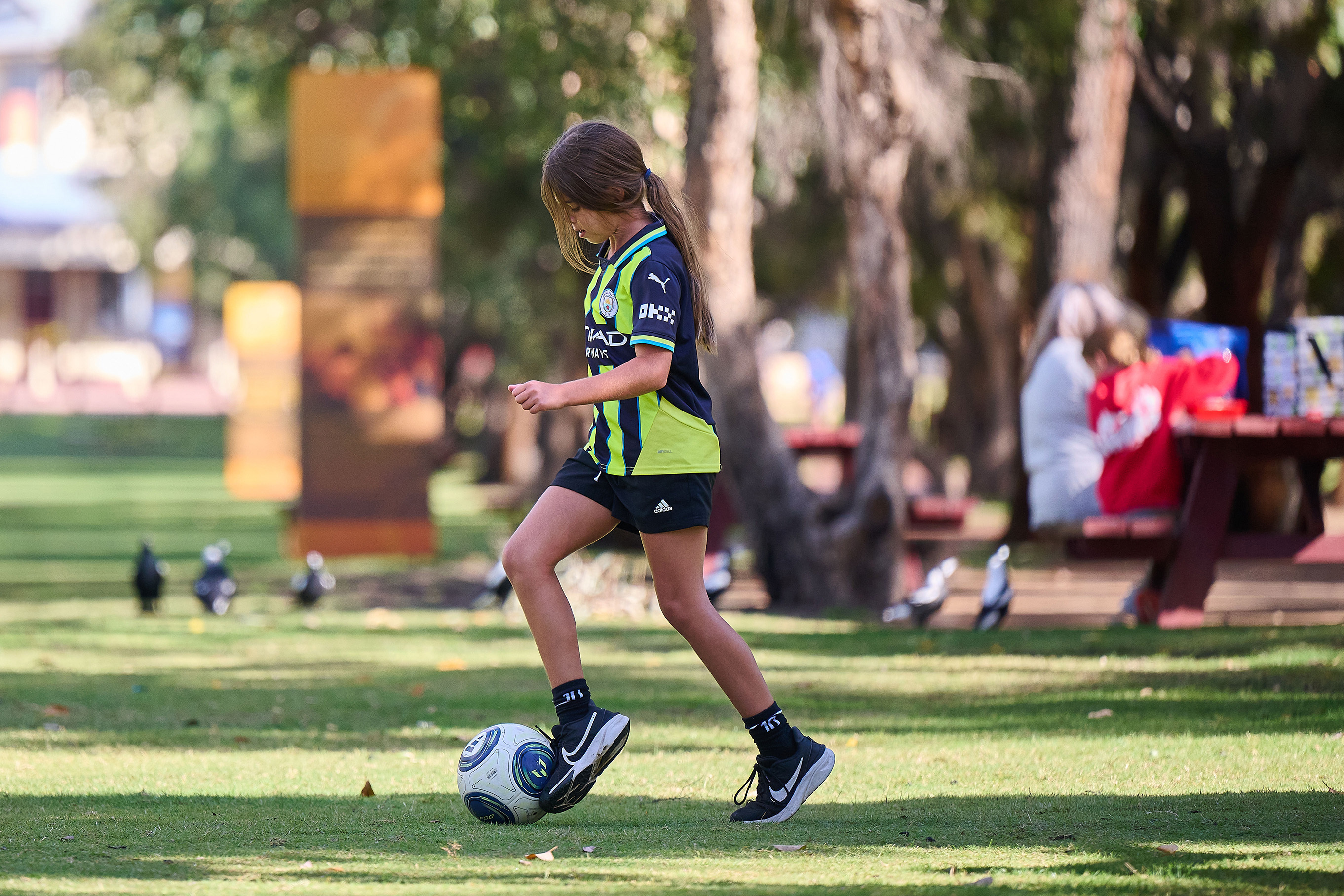 035 WP Girl training soccer