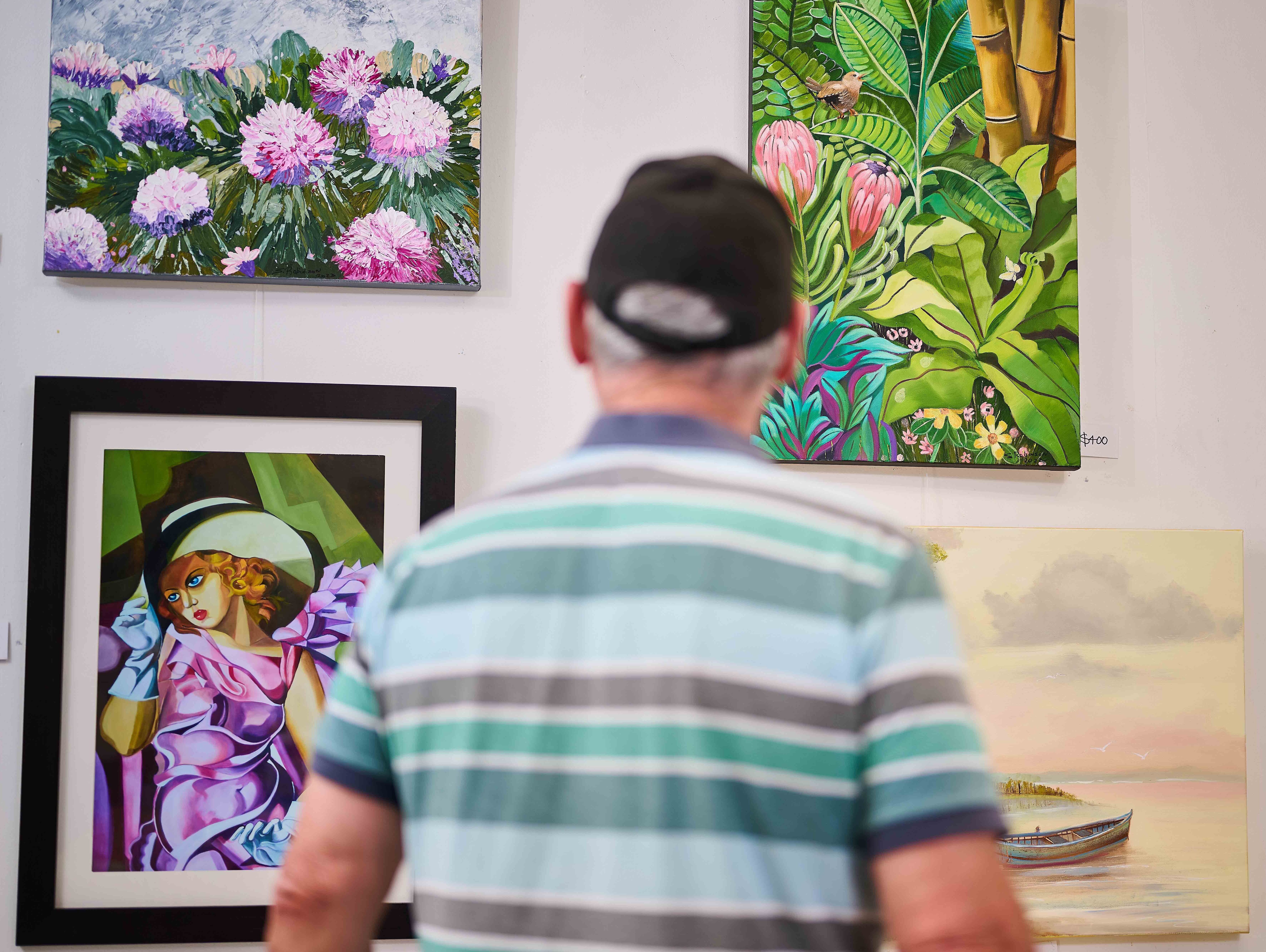 Village Art Gallery WP 290 2024 WEB