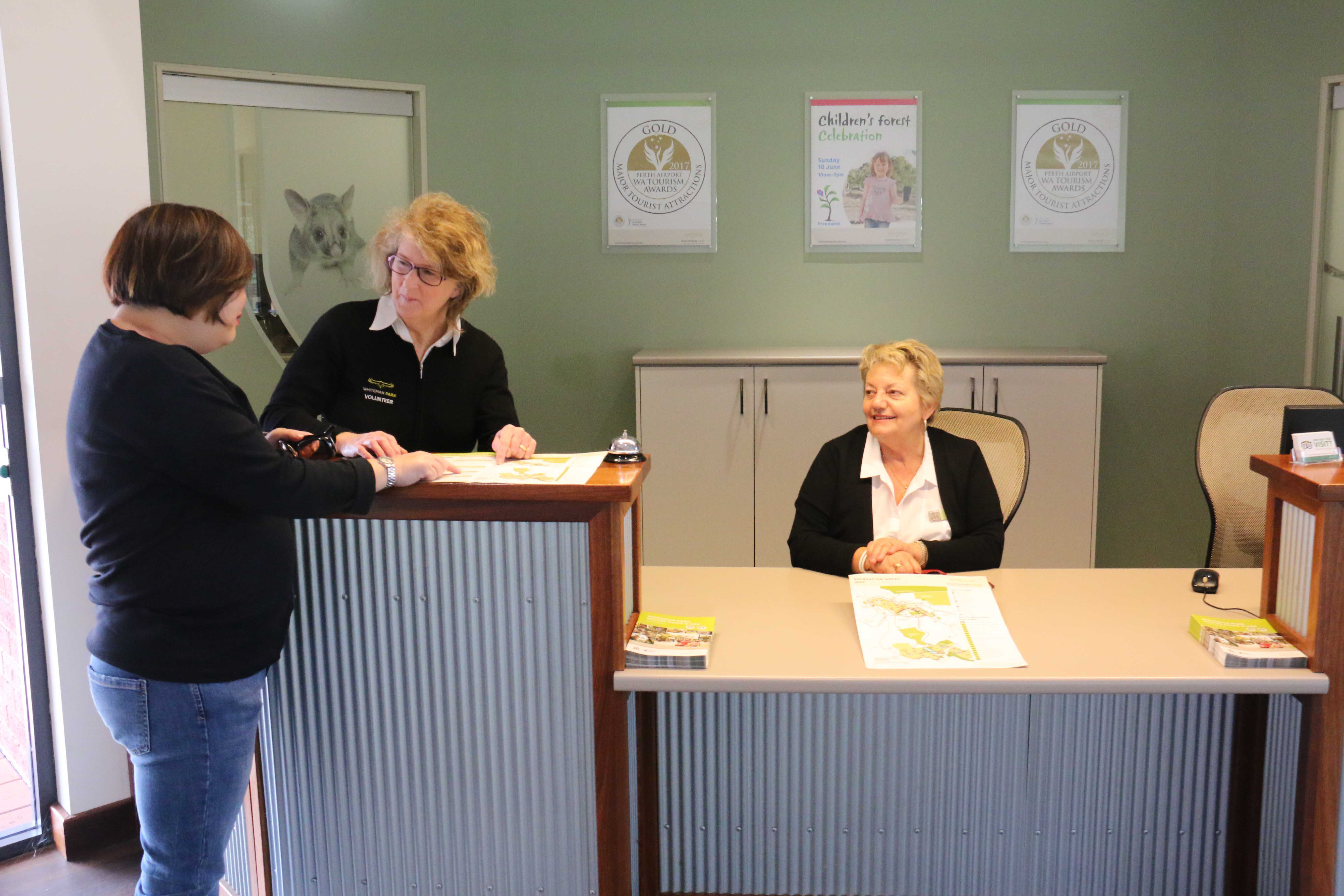 Whtieman Park Volunteers at the Visitor Information Centre WEB